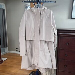 Athleta Edgewater Rainout Hooded Parka